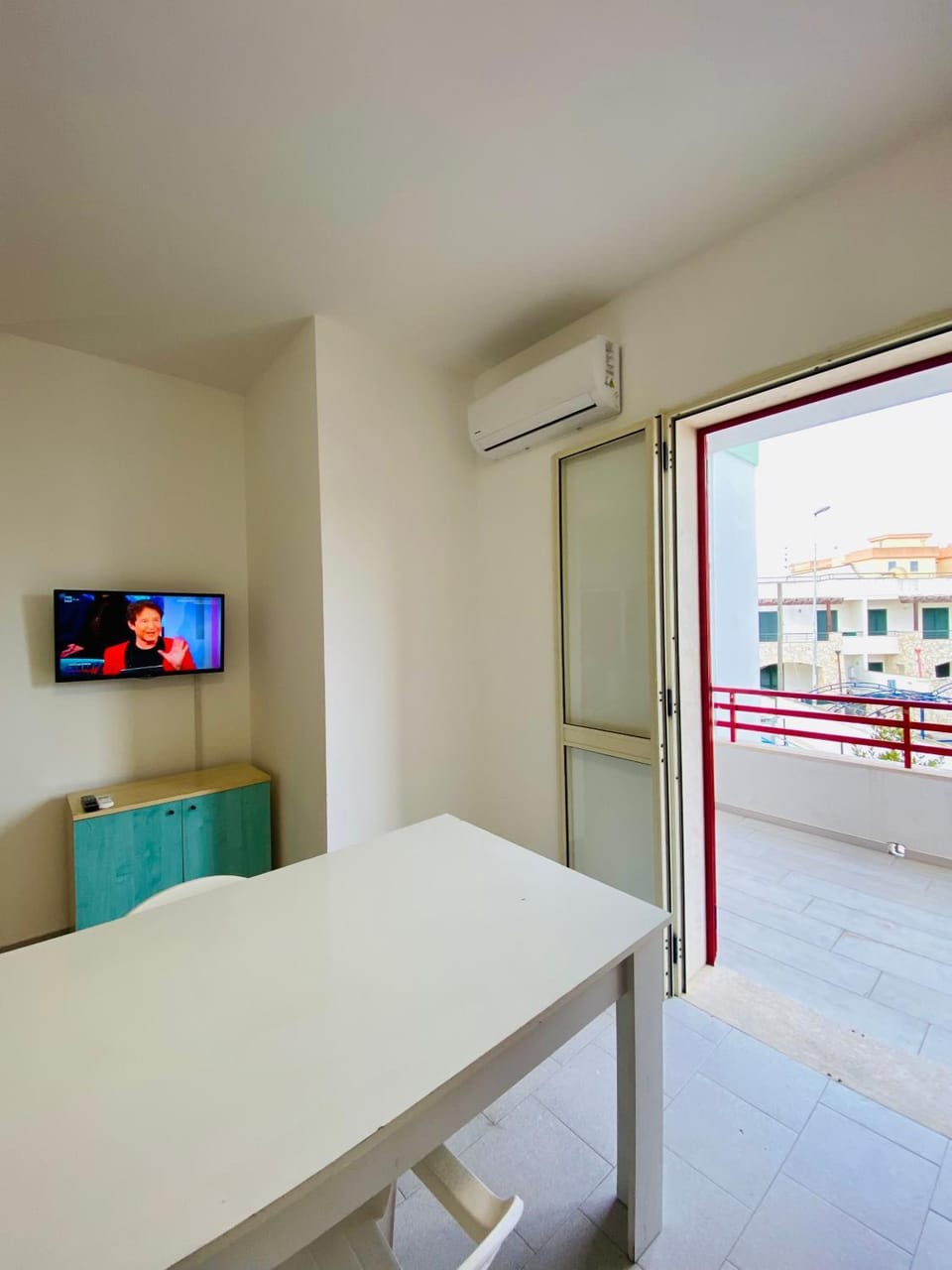 Facade/entrance, Living room
