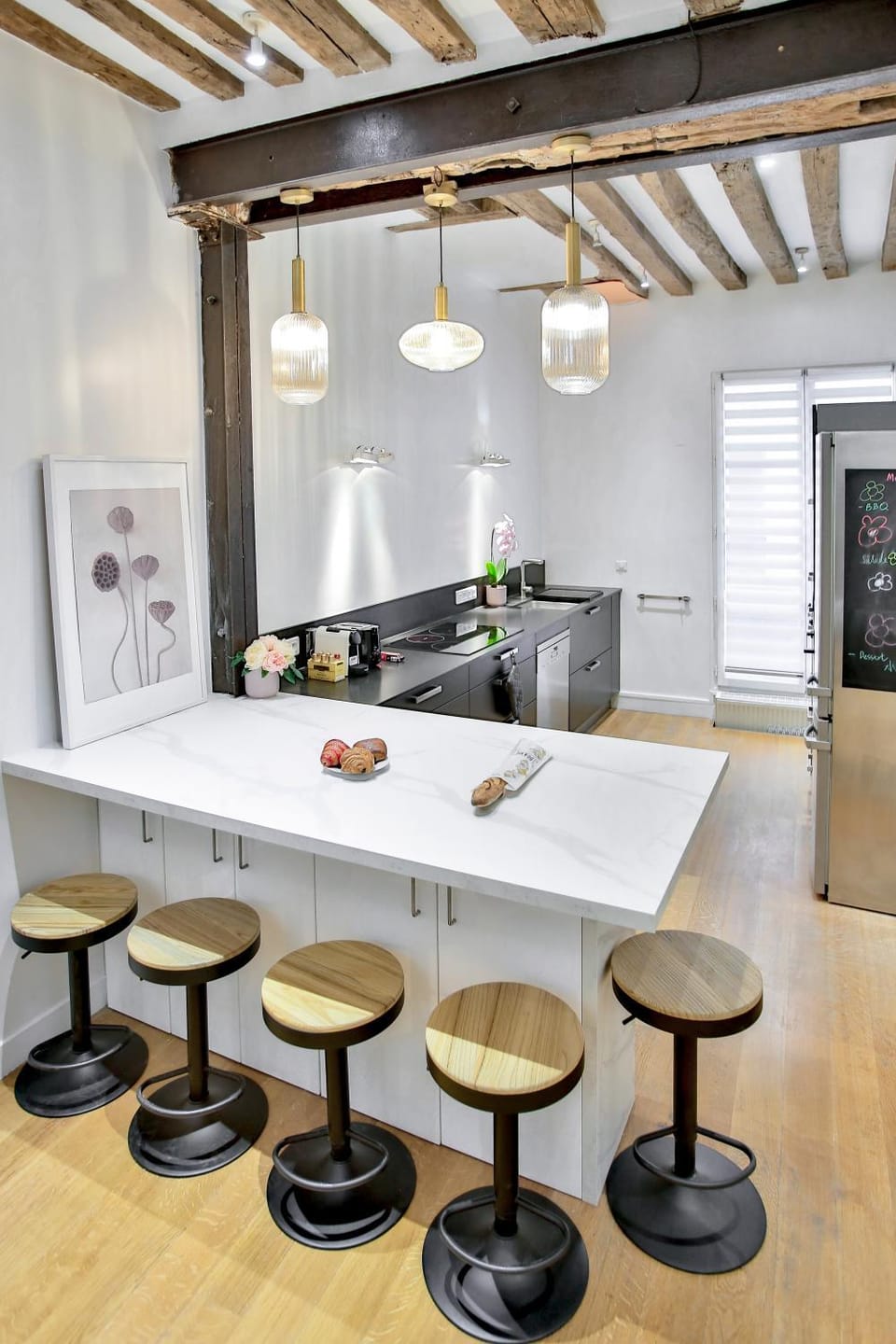 Kitchen or kitchenette, Living room, Dining area, Dinner