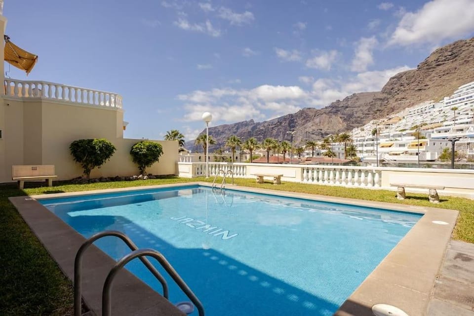 Natural landscape, Mountain view, Pool view, Swimming pool