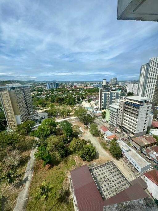 1-Bedroom IT Park Avida Cebu Apartment in Lapu-Lapu City