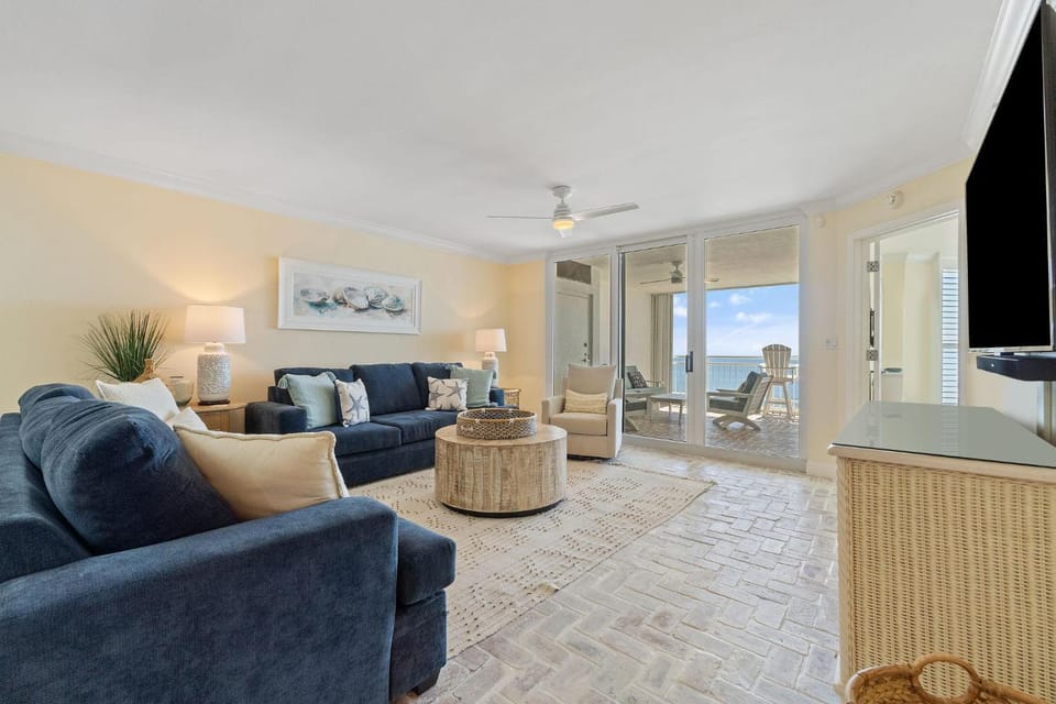 SeaSpray East 825-Gulf Front House in Ono Island