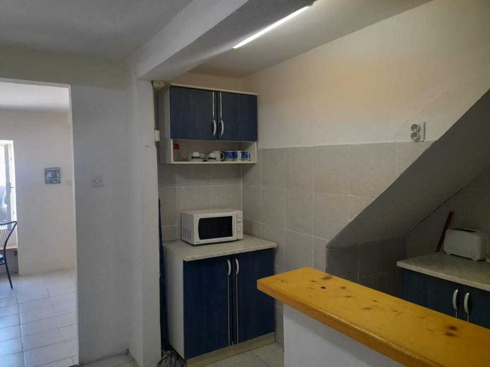 Beach edge 4-Bed House in Muo Kotor House in Muo