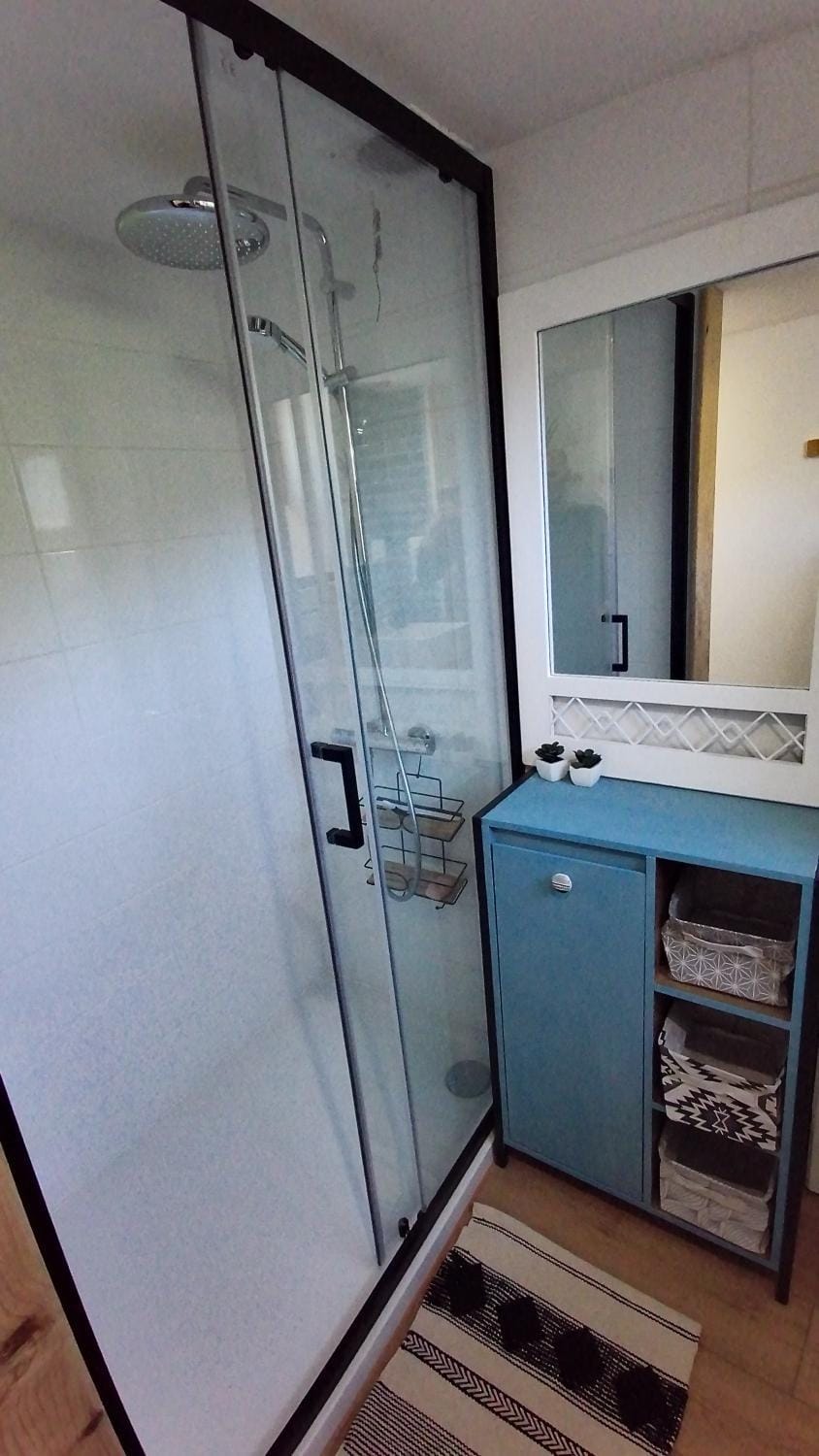Shower, Bathroom