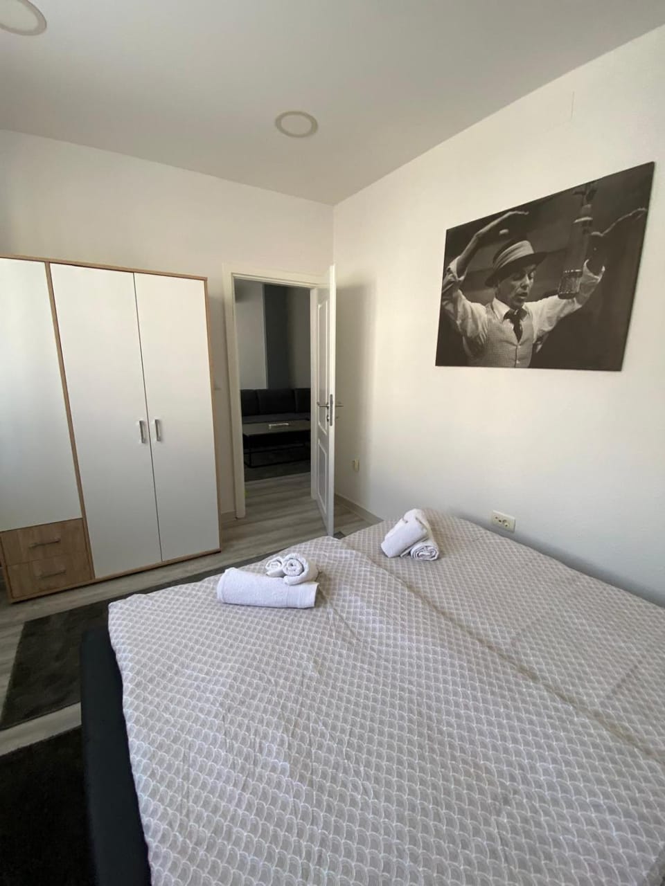 Bedroom, wardrobe