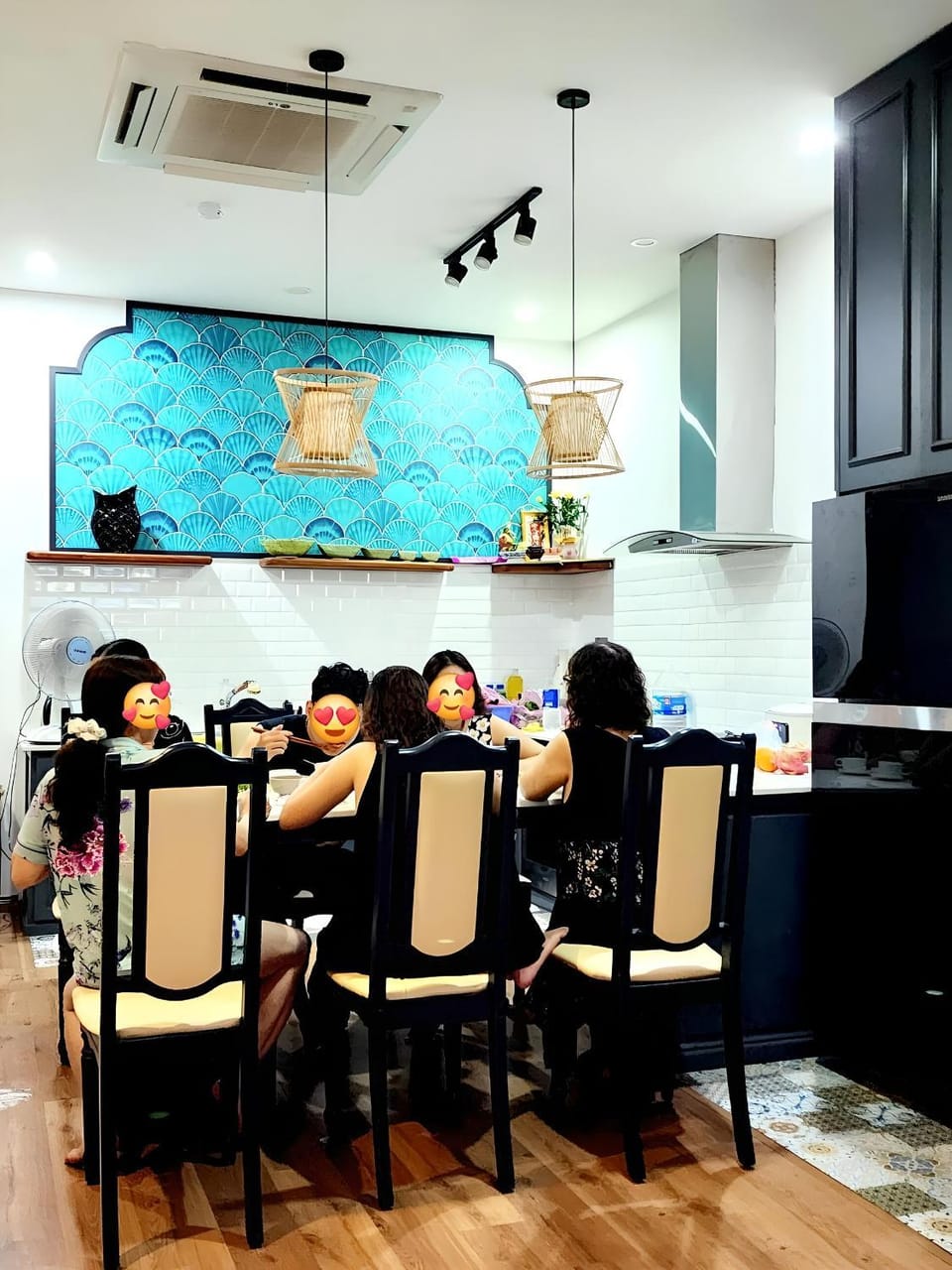 Kitchen or kitchenette, Kitchen or kitchenette, Seating area, Dining area, Meals, Breakfast, group of guests, stove, kitchen