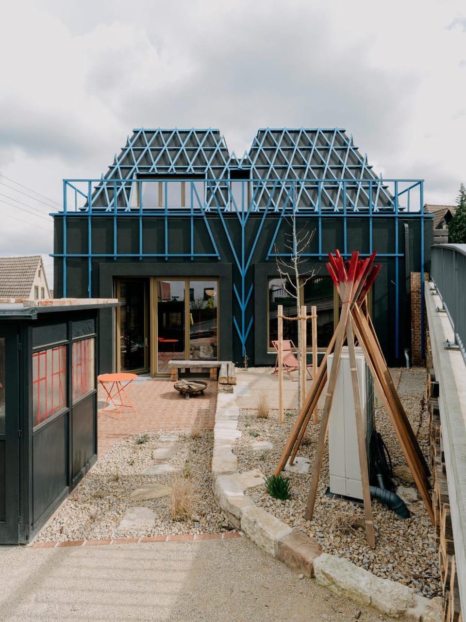 Property building, Day