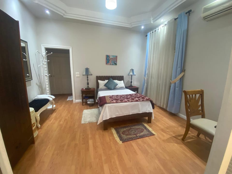 Bed, Bedroom, wardrobe