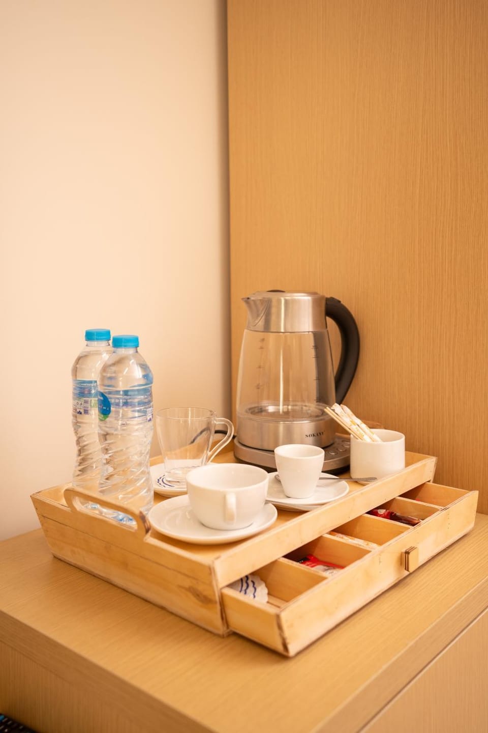 Coffee/tea facilities, Kitchen or kitchenette, Food and drinks, Food