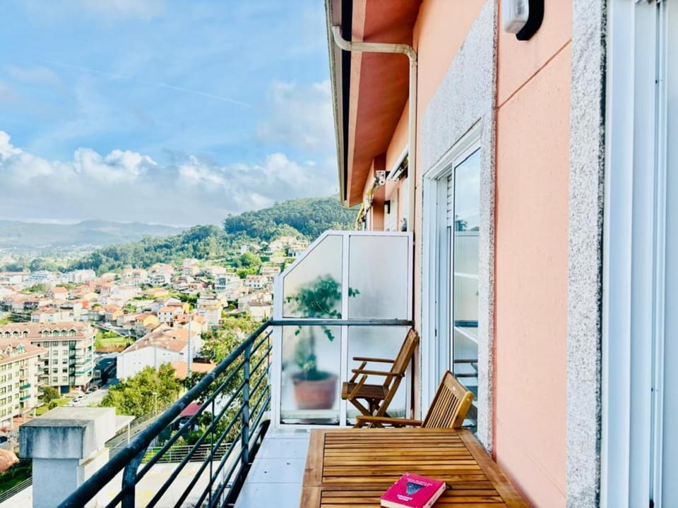 Patio, Natural landscape, View (from property/room), Balcony/Terrace, City view, Mountain view