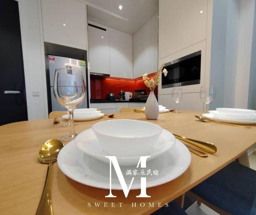 Arcoris Mont Kiara 19# Deluxe 1 Bedroom With Balcony KL #1-3Pax Apartment in Petaling Jaya