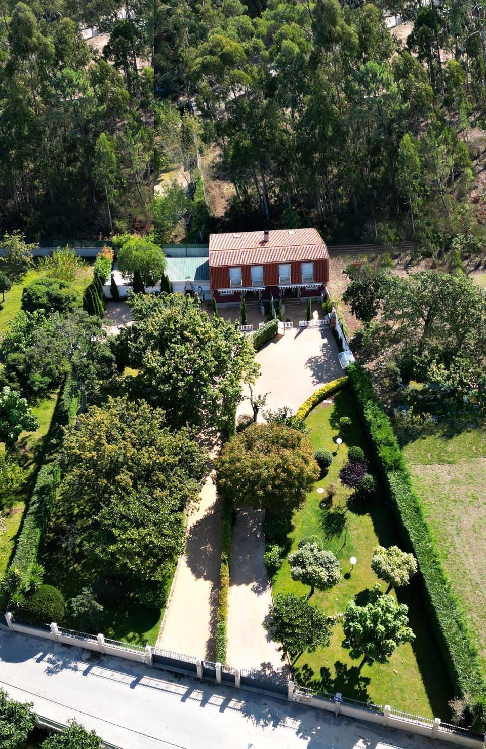 Property building, Bird's eye view