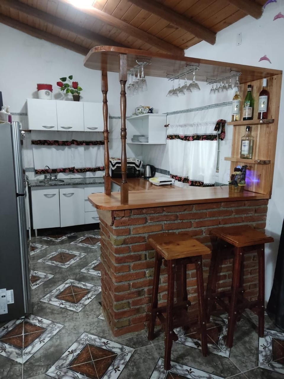 Kitchen or kitchenette, Lounge or bar, Breakfast, oven
