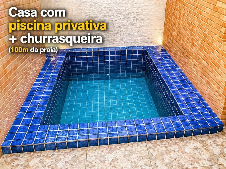 Text overlay, Swimming pool