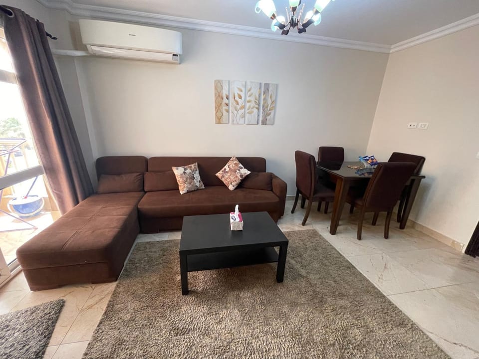 Living room, Seating area, Dining area, air conditioner