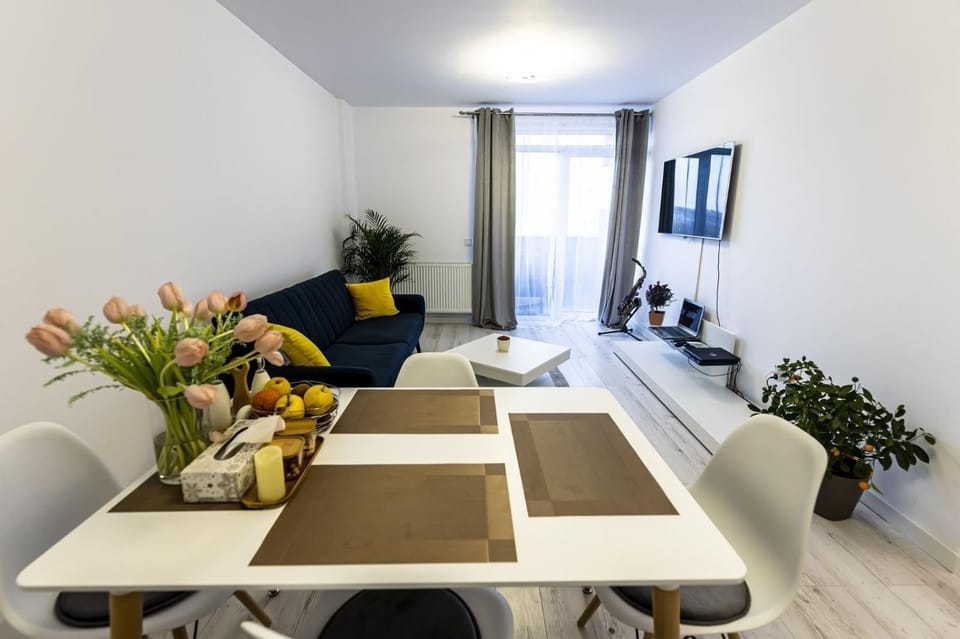 Aparthotel West Marina Cluj - parcare gratuita, self check in 24h, Cluj Arena 10 minute! Apartment in Cluj-Napoca