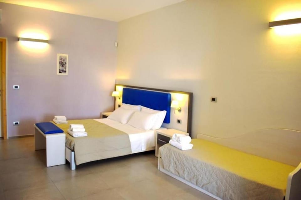 Property building, Living room, Bedroom