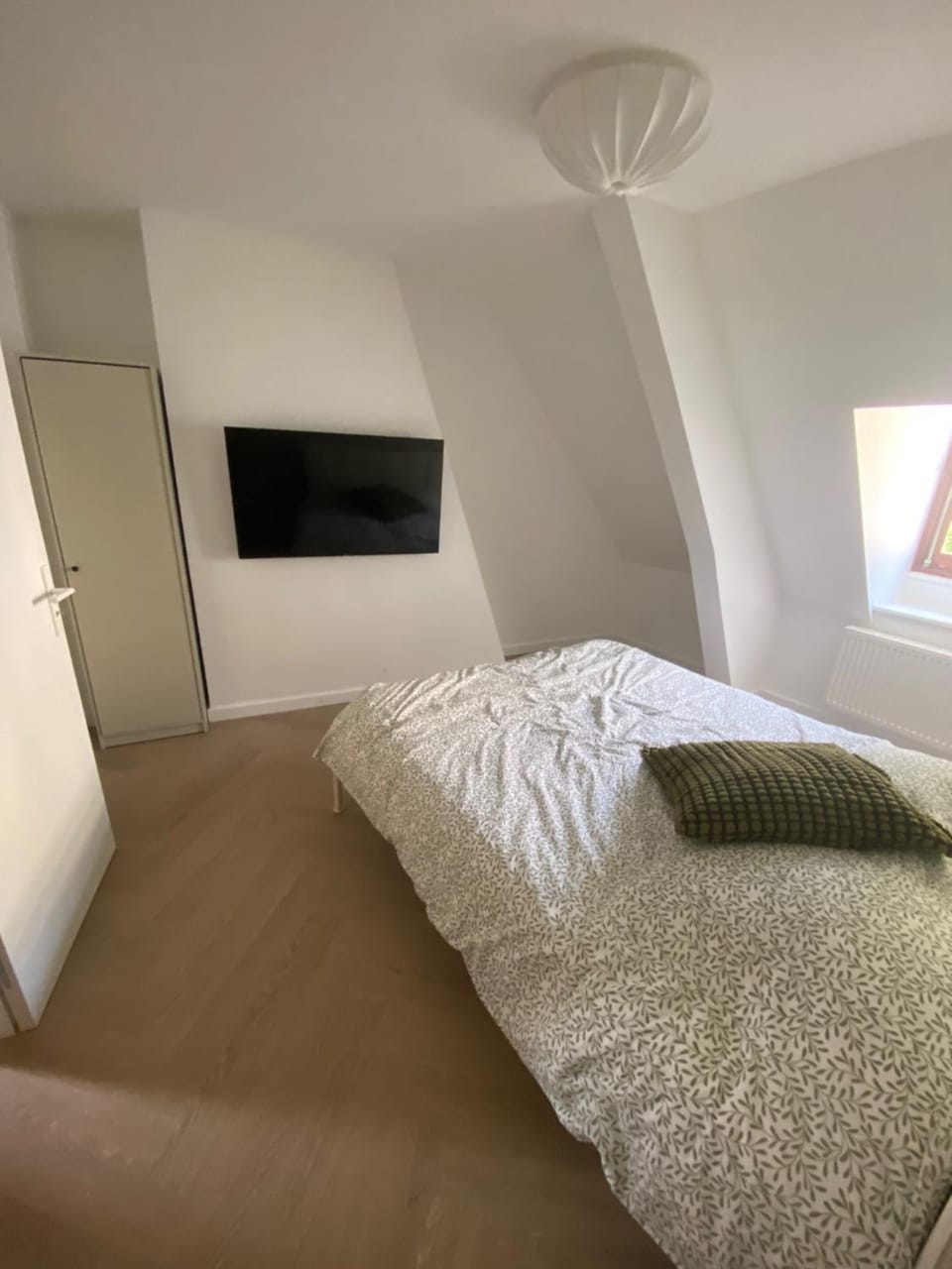 TV and multimedia, Bedroom
