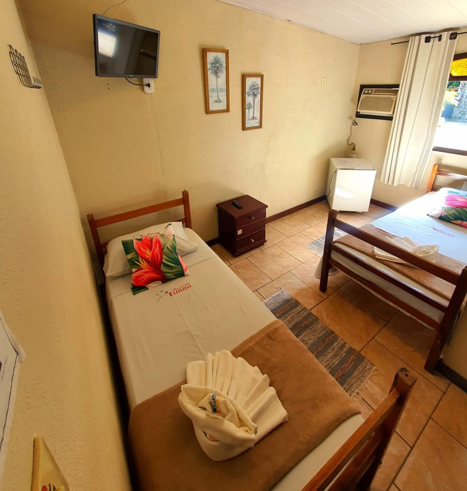 Bed, TV and multimedia, air conditioner