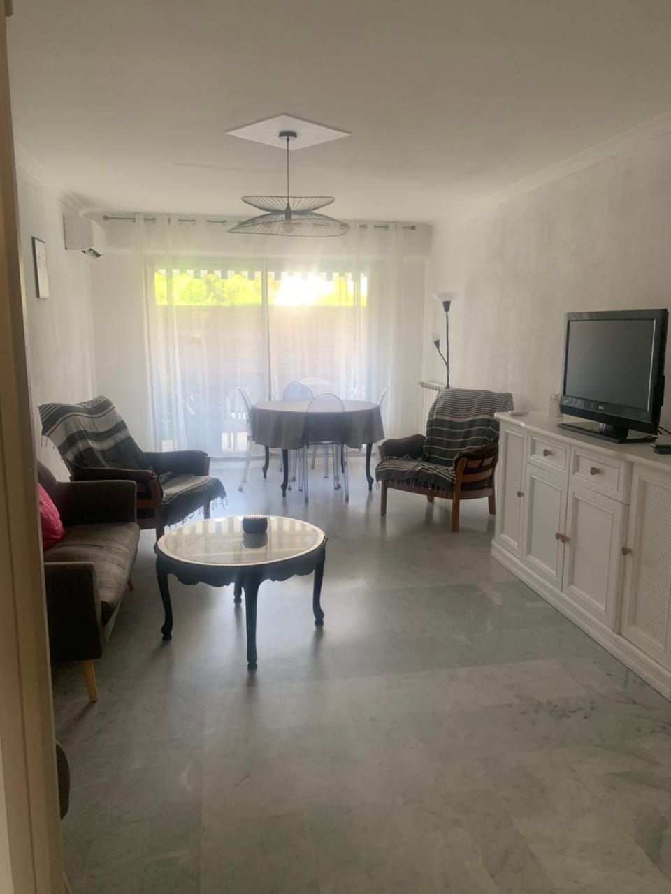 Living room, Dining area