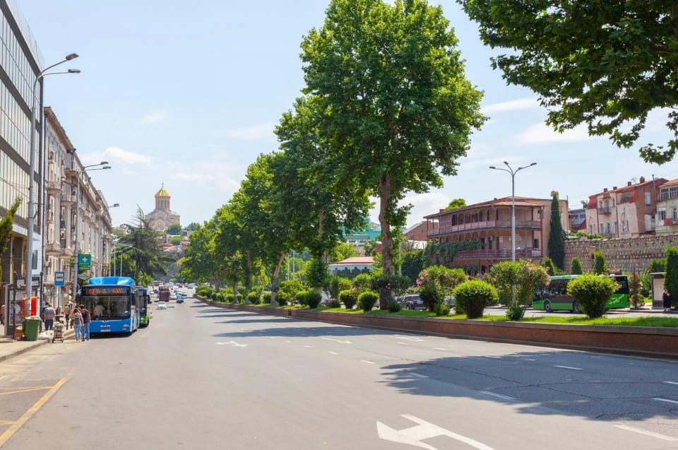 City view, Street view, Location