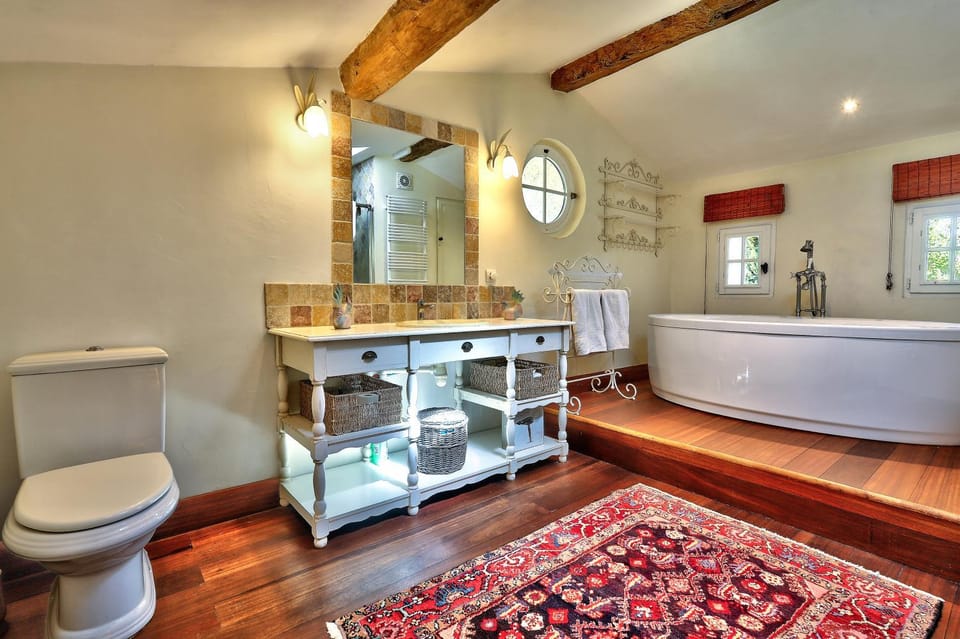 Toilet, Bathroom, Bath