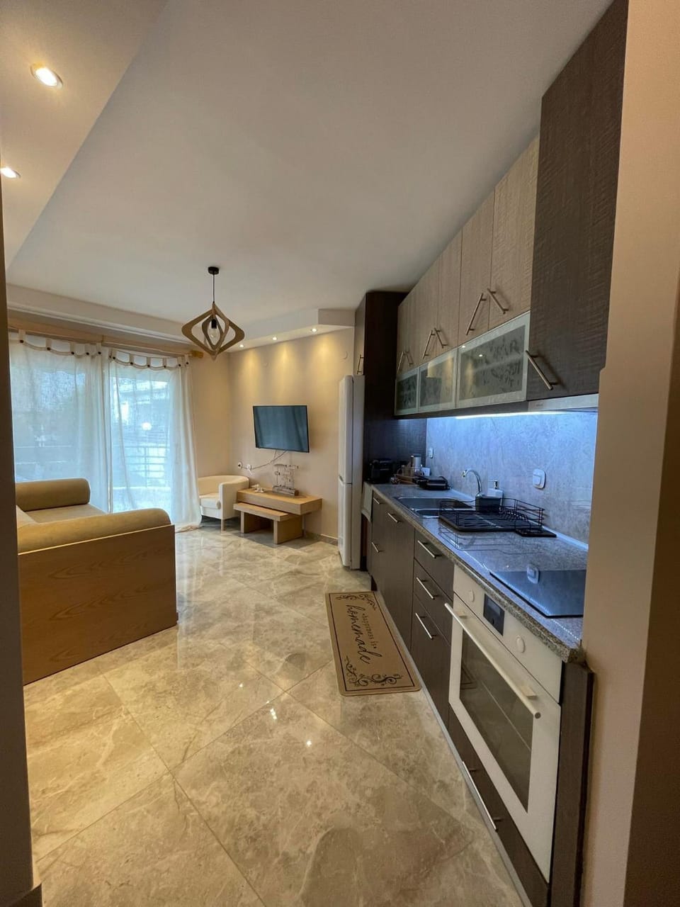 Kitchen or kitchenette, Living room