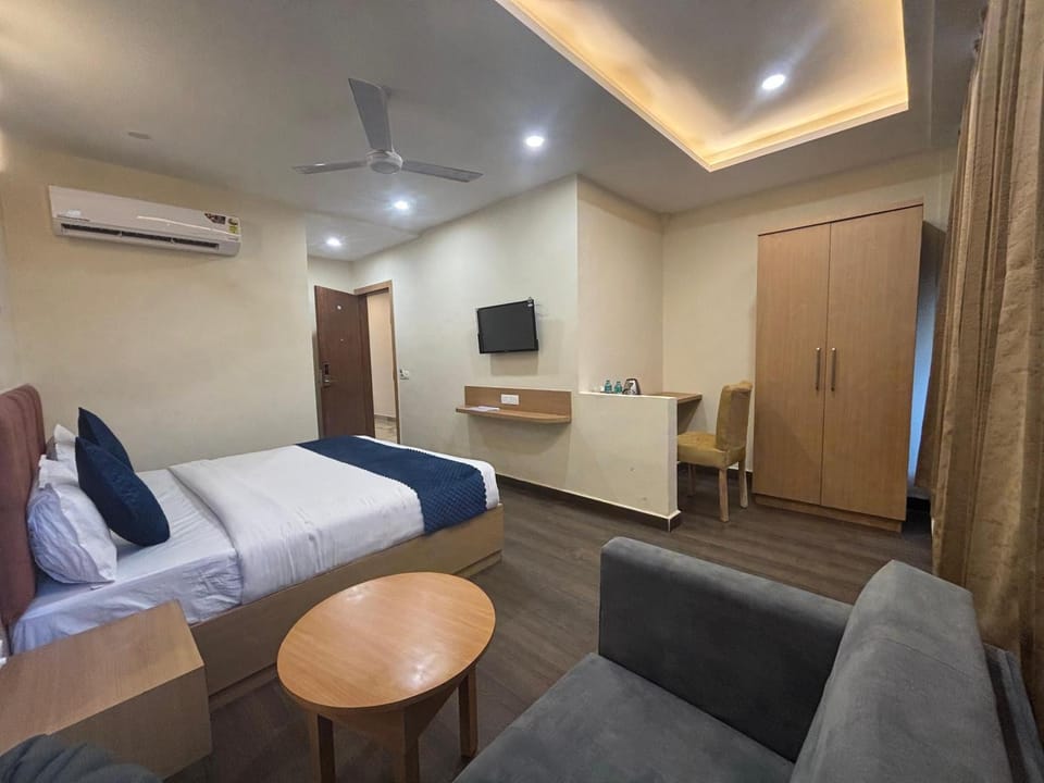 Hotel Ananta Inn Hotel in India