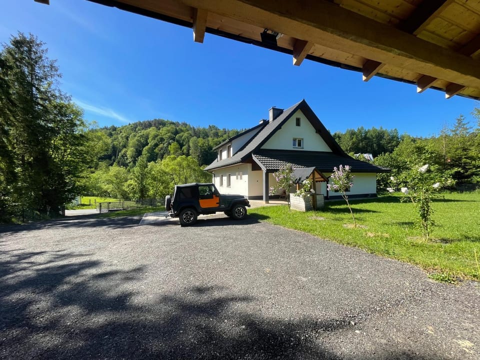 Property building, Parking