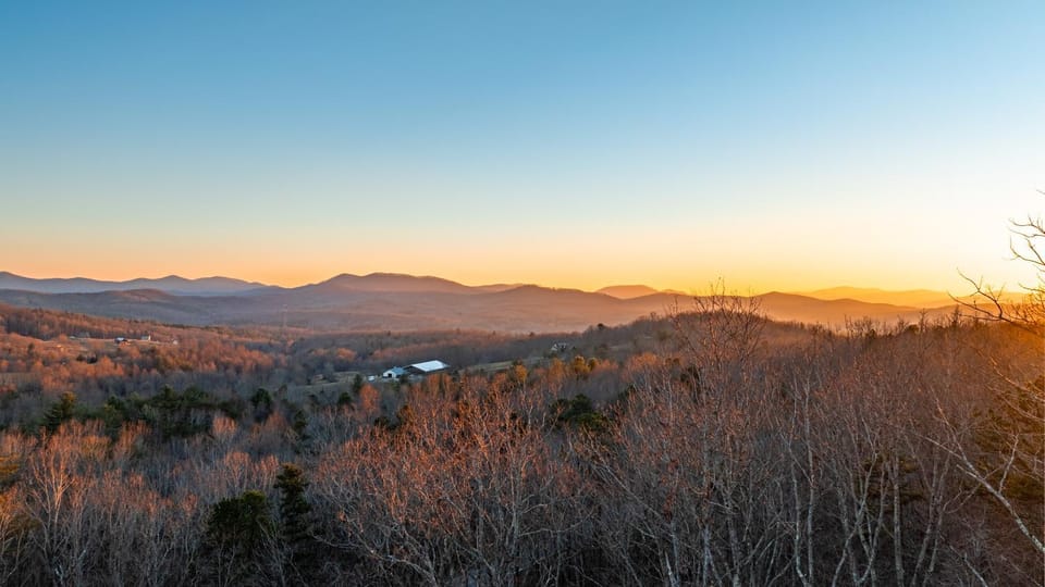 Hawksnest House in Union County