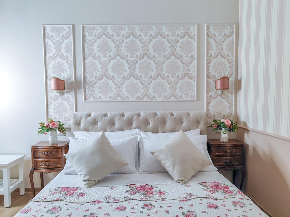 Bedroom, hair dryier, towels
