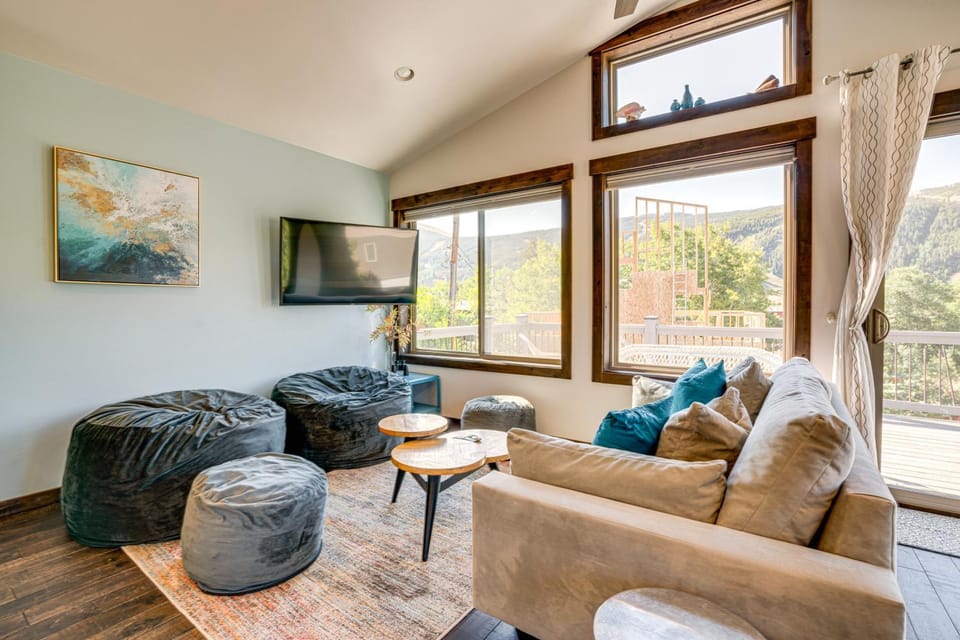 Walk to Slopes: Home w/ Hot Tub in Keystone House in Keystone