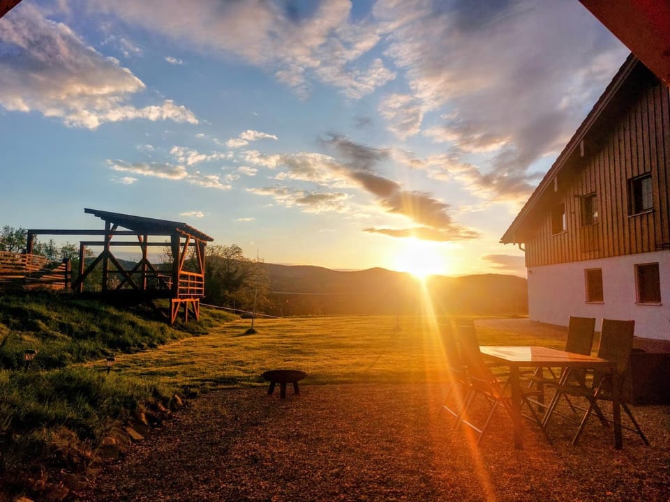Property building, Spring, Day, Natural landscape, Garden, Sunrise