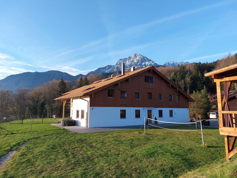 Property building, Summer, Garden, Landmark view, Mountain view, Swimming pool, Sports