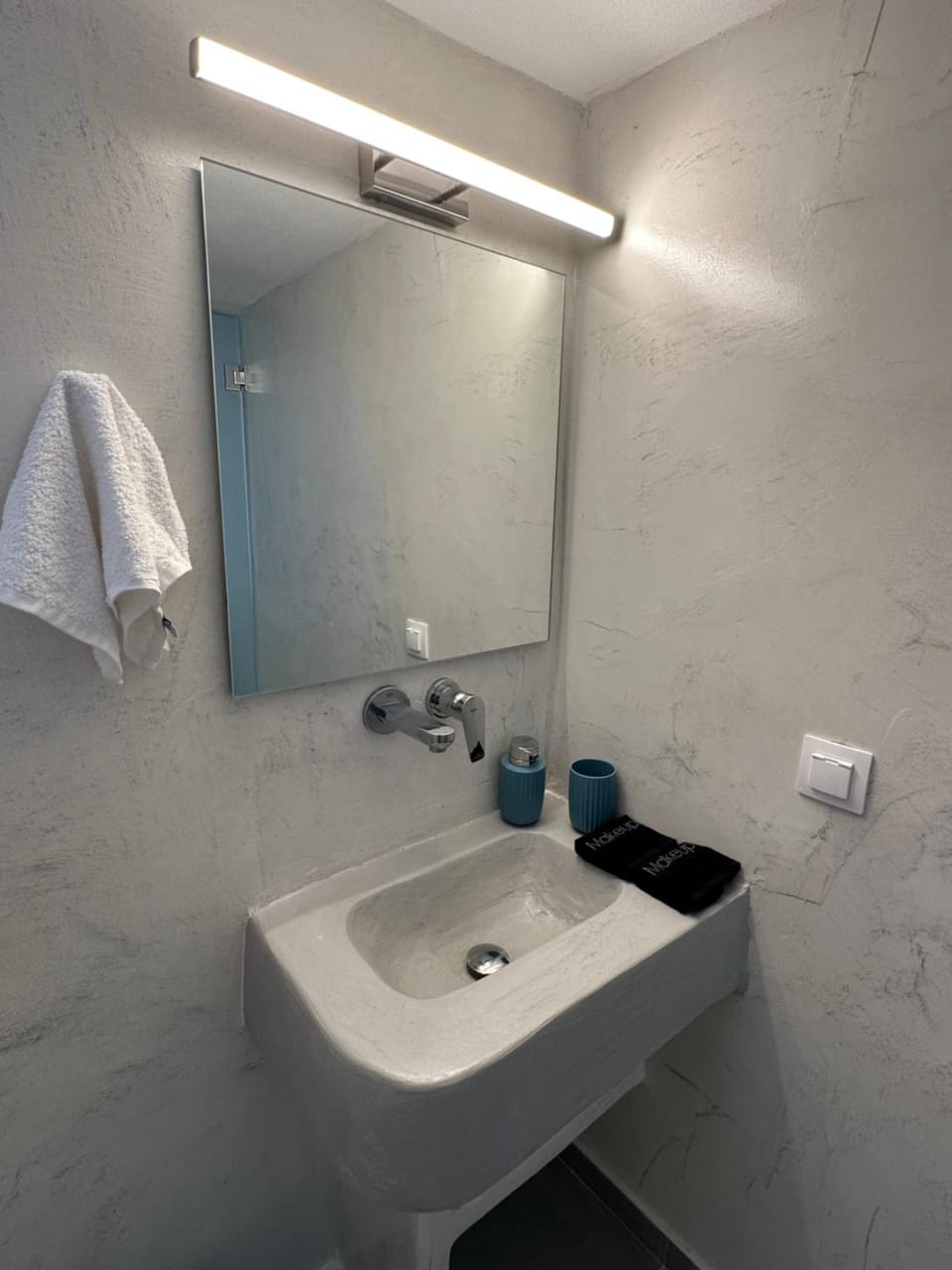 Iakovos’ Luxury Penthouse Apartment in Decentralized Administration of the Aegean