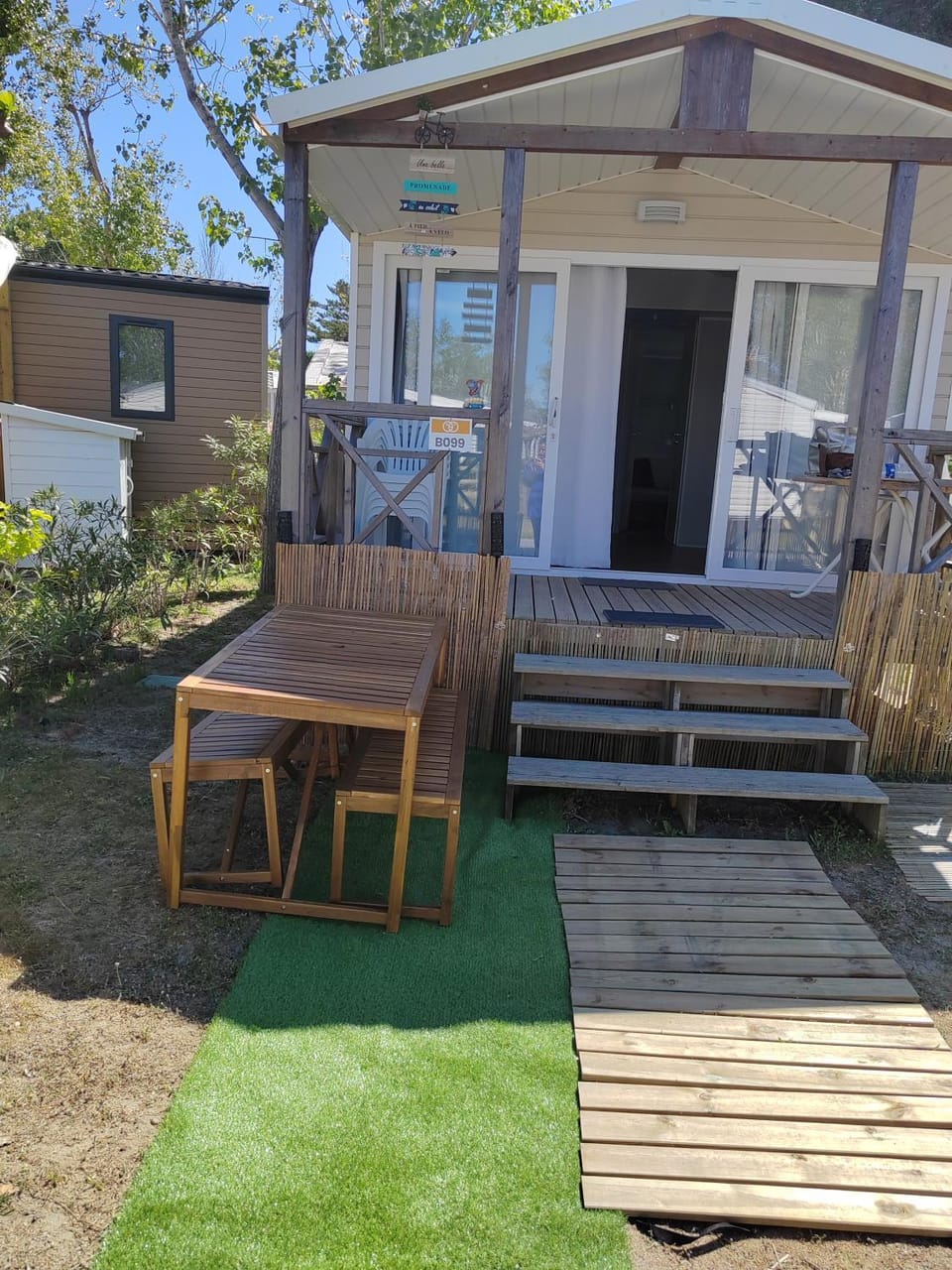 Property building, Patio, Spring, Dining area