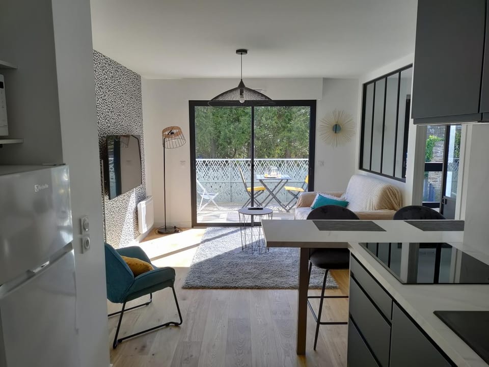 TV and multimedia, View (from property/room), Balcony/Terrace, Kitchen or kitchenette, Living room, Dining area