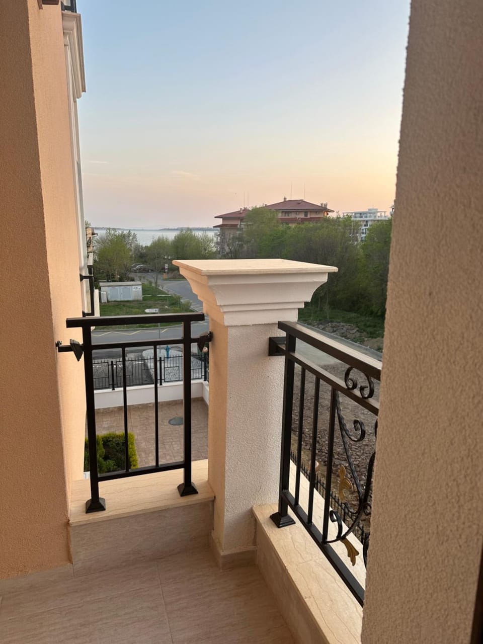 Natural landscape, View (from property/room), Balcony/Terrace, Lake view