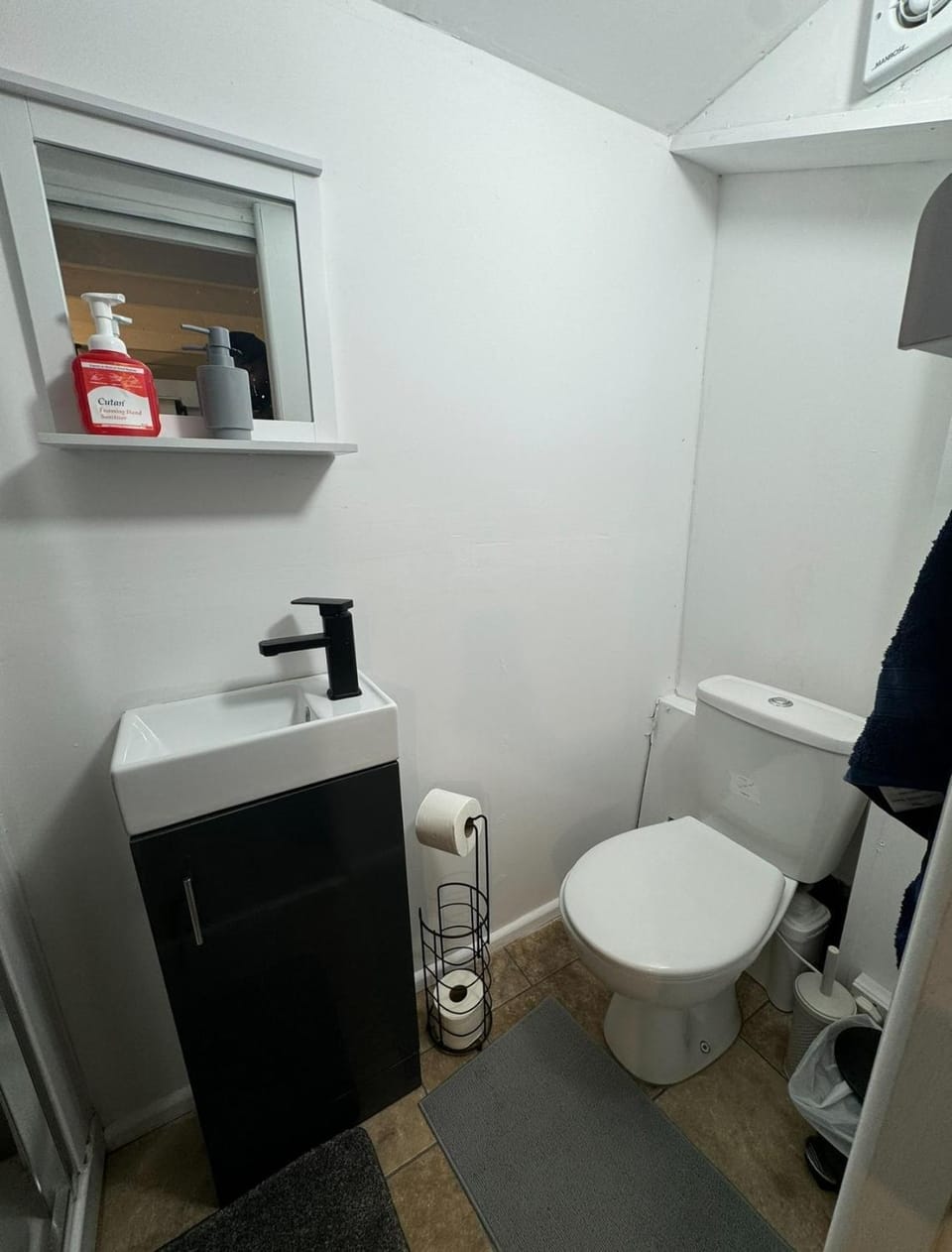 Duplex Studio 3 minute drive from Luton airport Apartment in Luton
