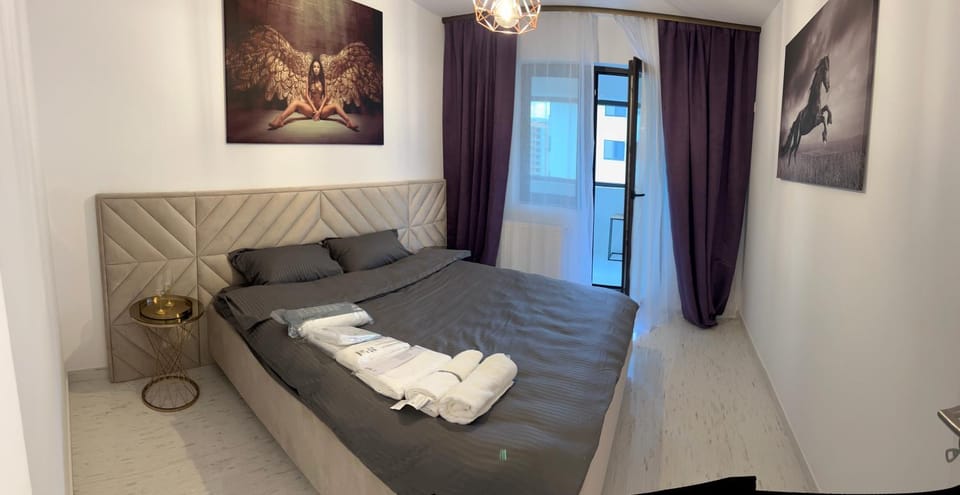 Bed, Decorative detail, Bedroom, Meals, furniture, heating, internet, locker, air conditioner