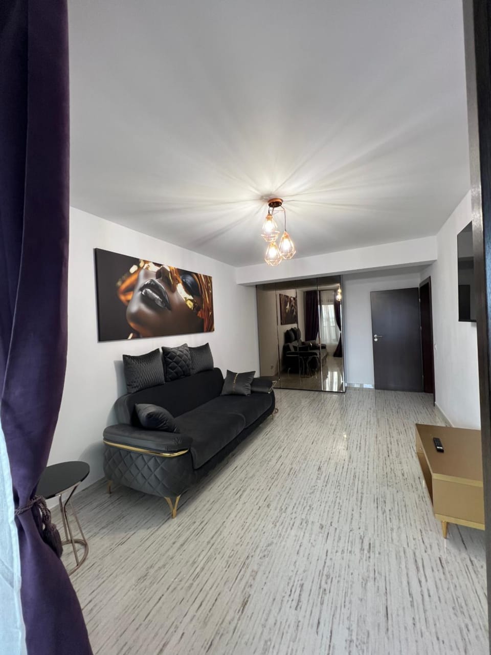 Bed, TV and multimedia, Living room, Decorative detail, Seating area, Meals, Family, furniture, heating, internet, storage, air conditioner