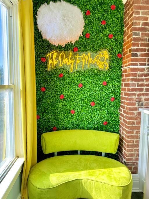 Seating area, Bedroom