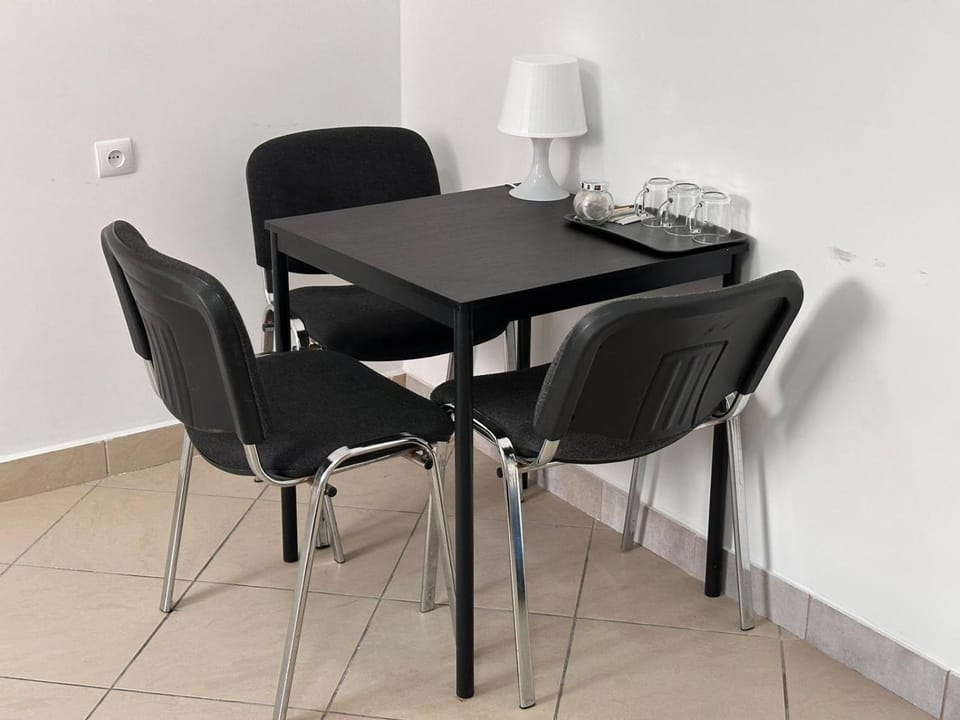 Apartamenty Gołębia-Economic Bed and Breakfast in Poznan
