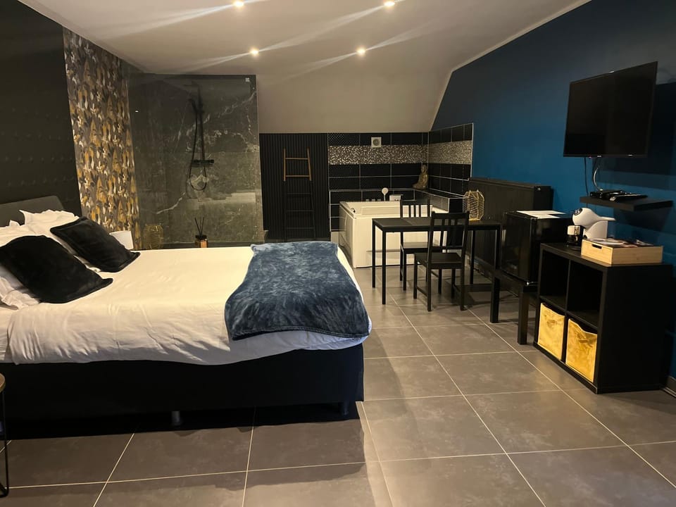 Symbiose hotel Love hotel in Charleroi