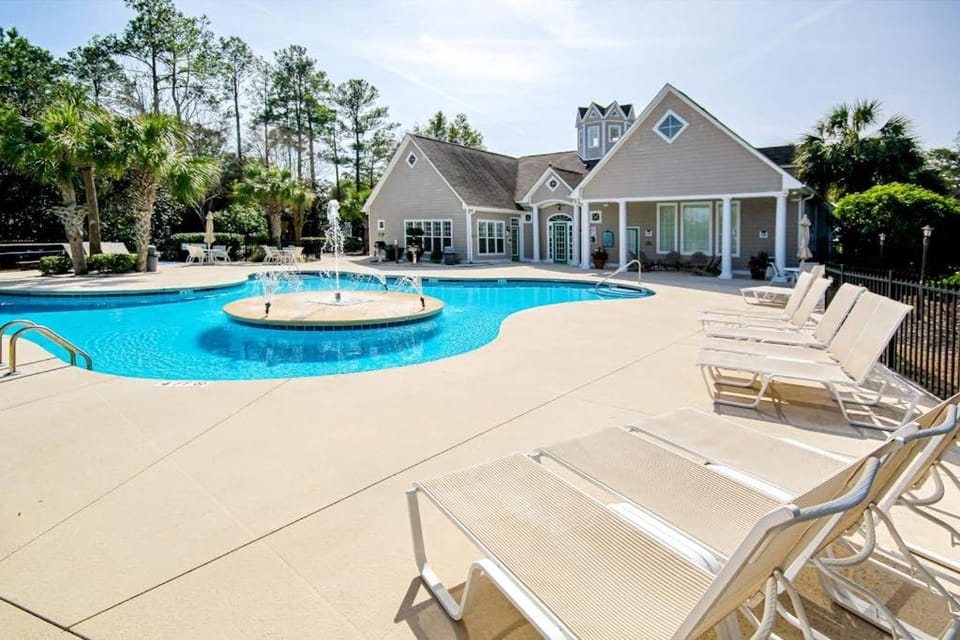 Savannah Shores 12 Apartment in South Carolina