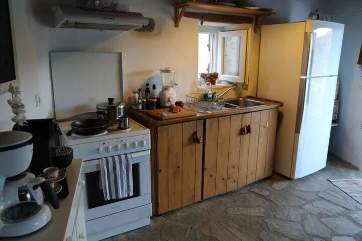 Coffee/tea facilities, Kitchen or kitchenette, minibar, toaster, kitchen