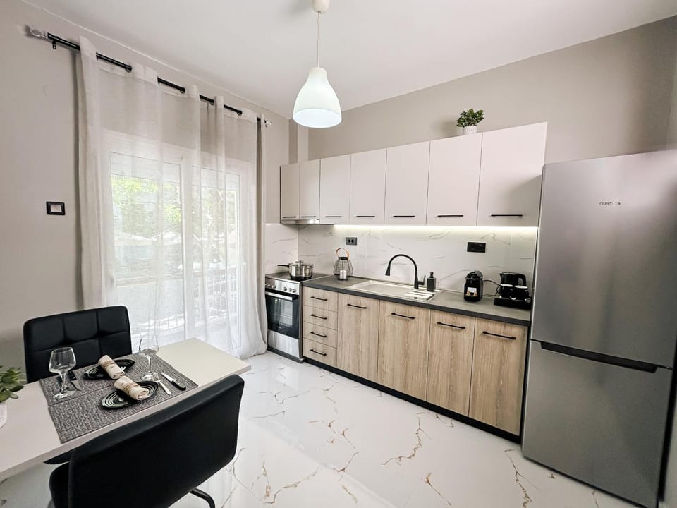 Coffee/tea facilities, Kitchen or kitchenette, Dining area, Area and facilities, Area and facilities, pet friendly, stove