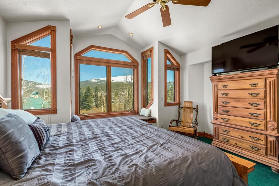 Woods 115 by Great Western Lodging House in Breckenridge