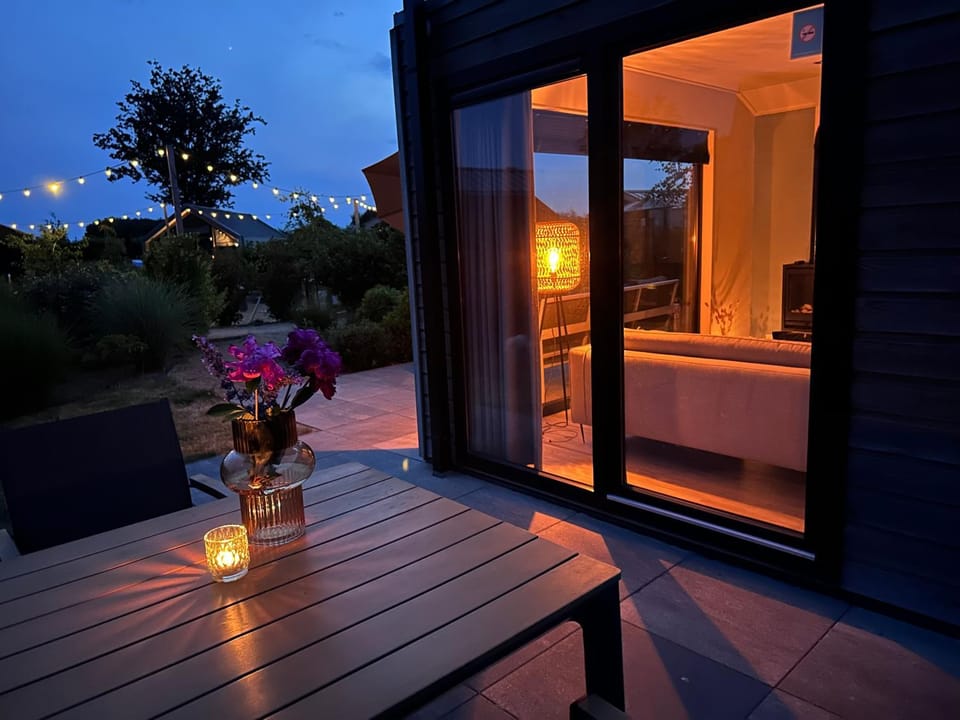 Marina Strandbad Wellness-Chalet Romantik Haus Nr 411 House in Gelderland, Netherlands