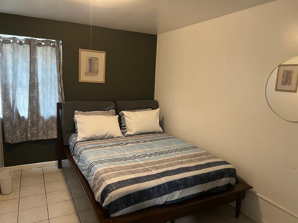World Cup Haven -2 Bedroom 6 People Apartment in Newark
