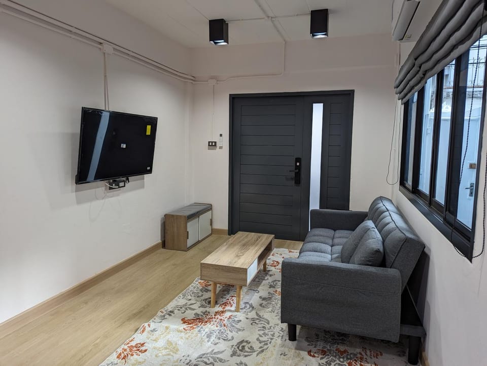 Communal lounge/ TV room, TV and multimedia